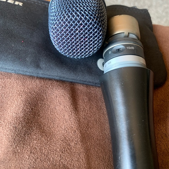 Senheisswr Microphone - Picture 4 of 4